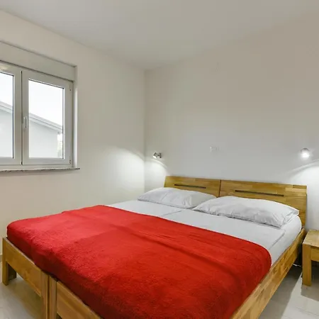 Batimat Apartments Ljubač Chambre photo
